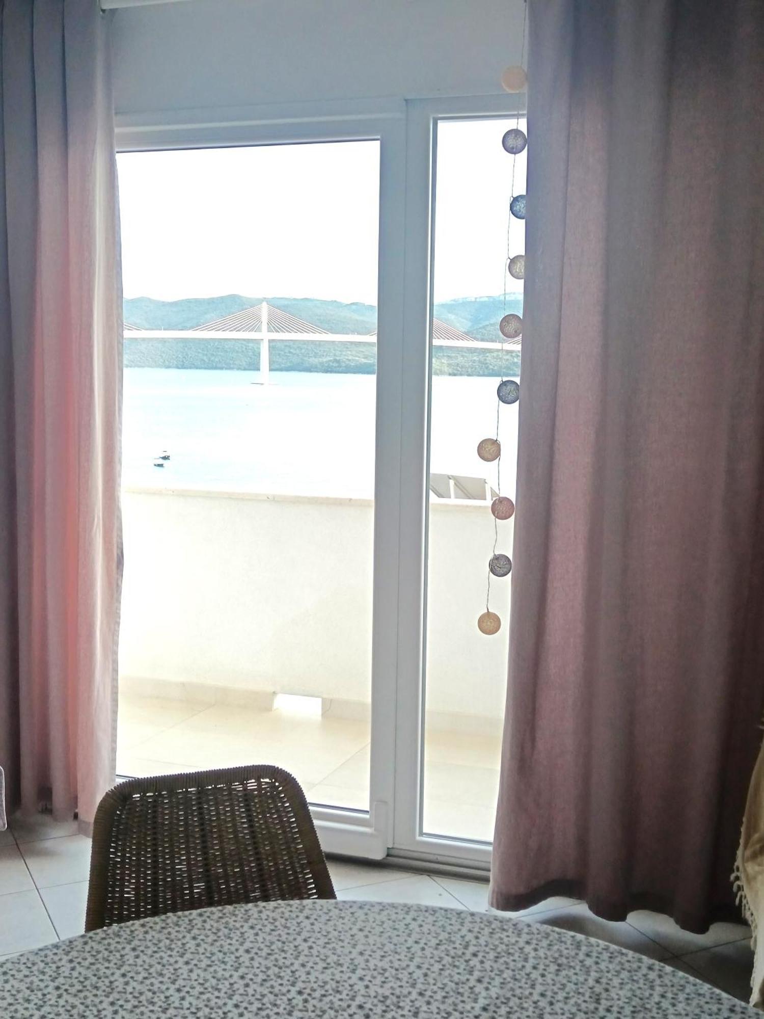 Apartmani More Komarna Exteriér fotografie